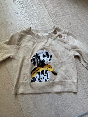 Banana Republic baby Beige Dalmatian Sweater with Yellow Scarf